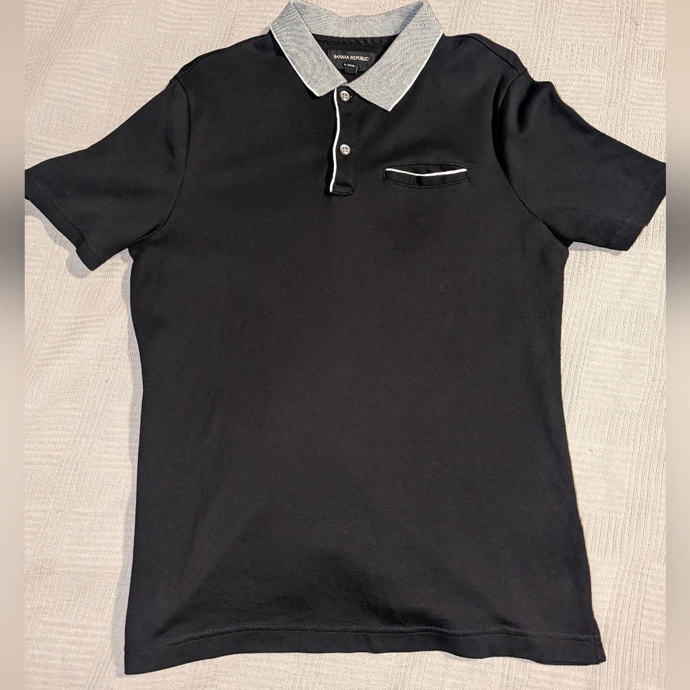 Banana Republic Men's Dress Polo (size small)